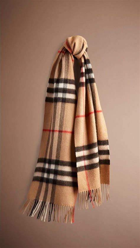 fälsvjungsmerknske burberry schal|burberry scarf cashmere.